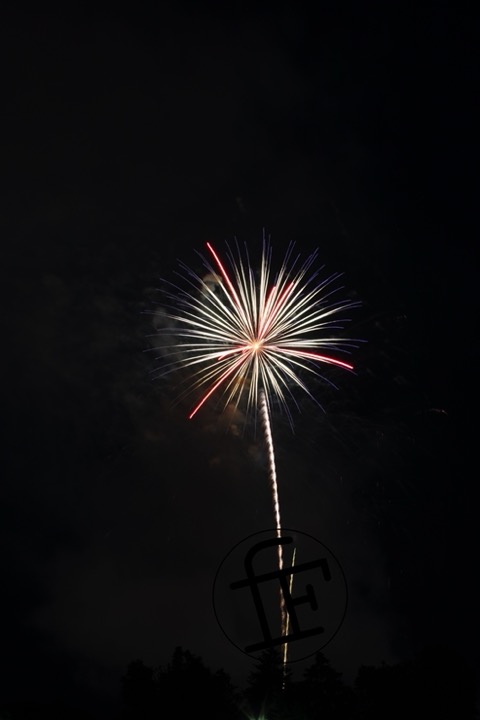 one firework taken in long exposure.